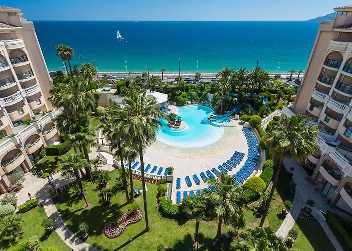 #Cannes Boccacabana Beach, Seafront, In Resid Pierre&Vacances Classe 3 Stars
